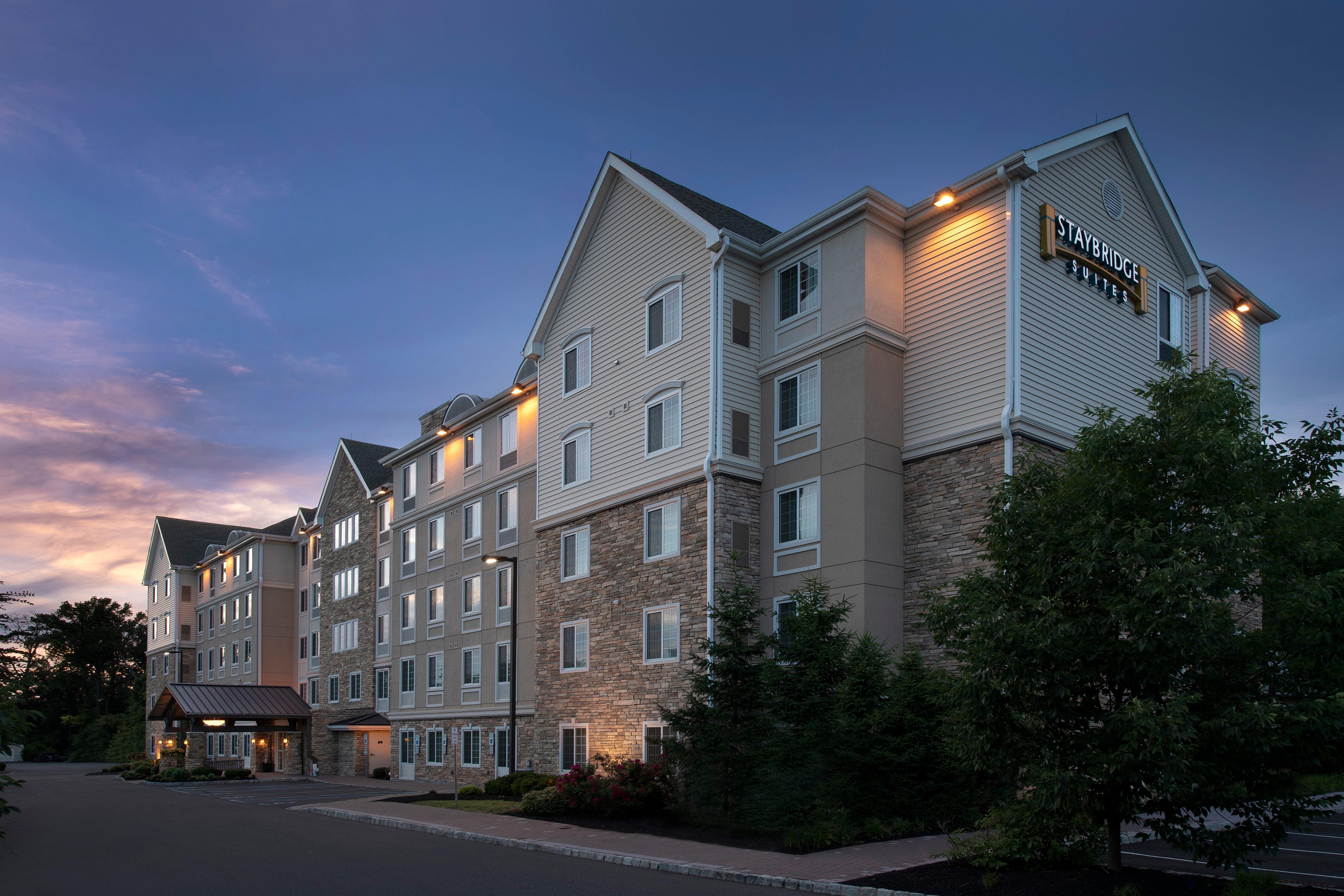 Staybridge Suites North Brunswick, An Ihg Hotel Exterior foto